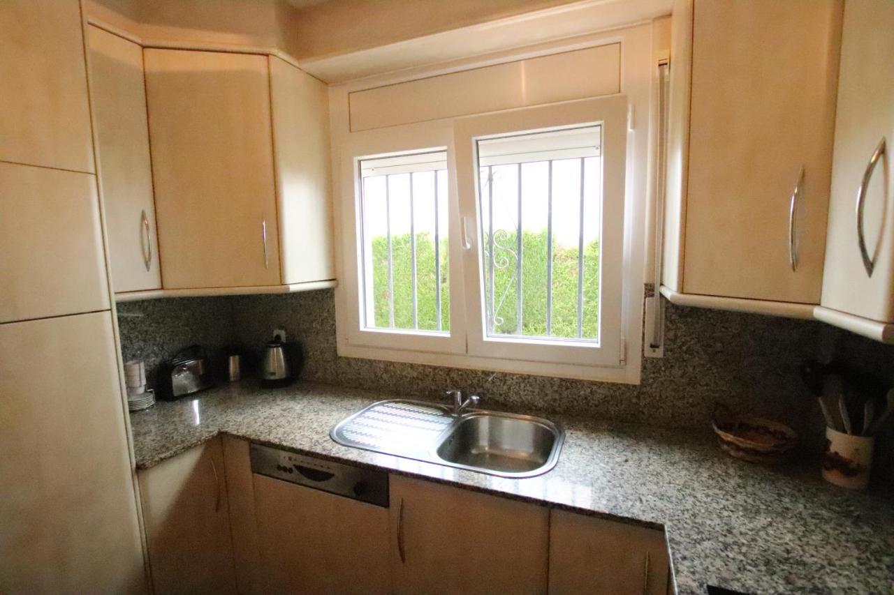 Planta Baja, Primera Linea, Playa, Jardin Privado, Ardiaca, Cambrils, Apartamento Jacqueline מראה חיצוני תמונה